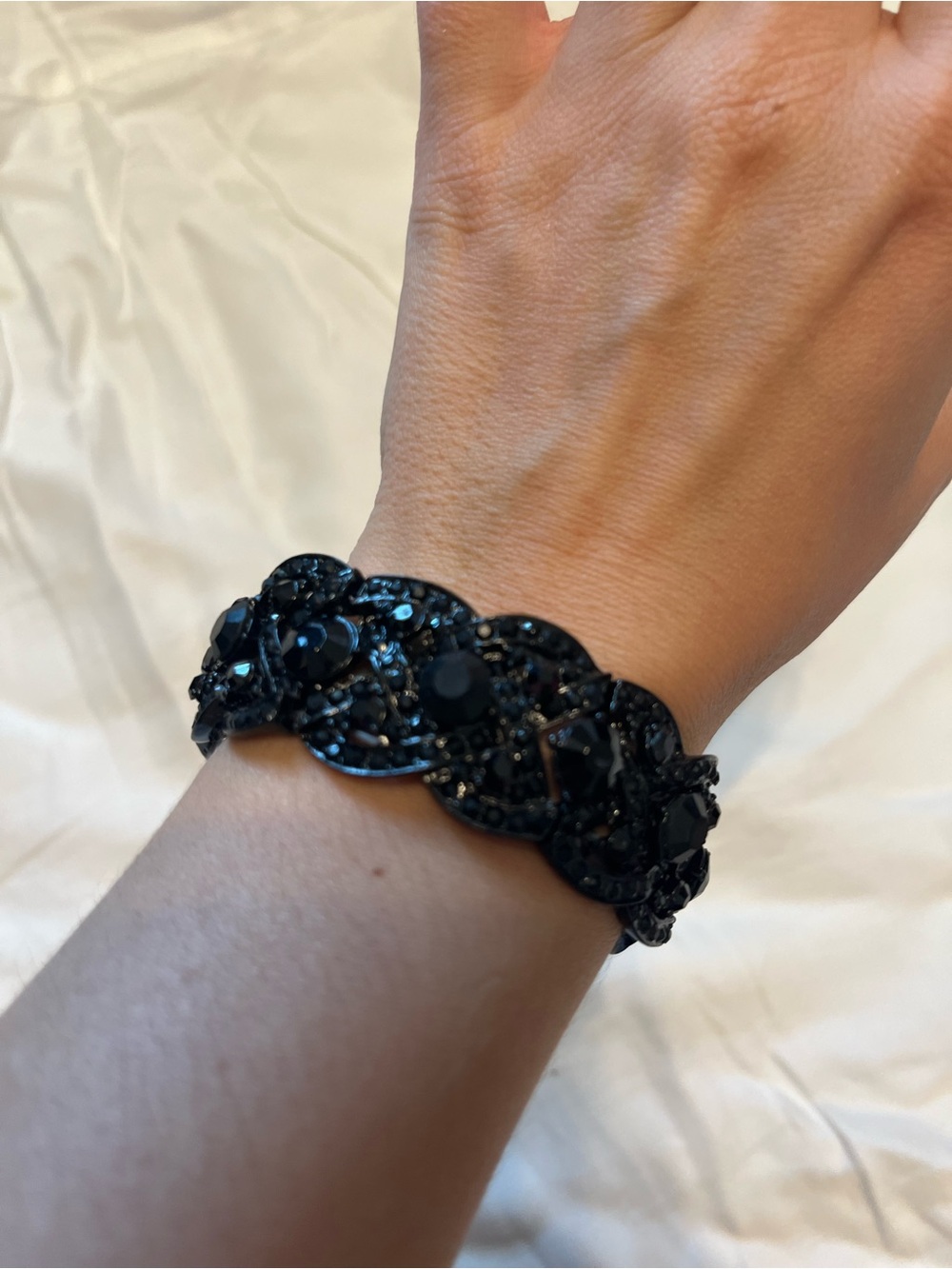 Black Crystal Link Bracelet - Women's Fashion Jewelry